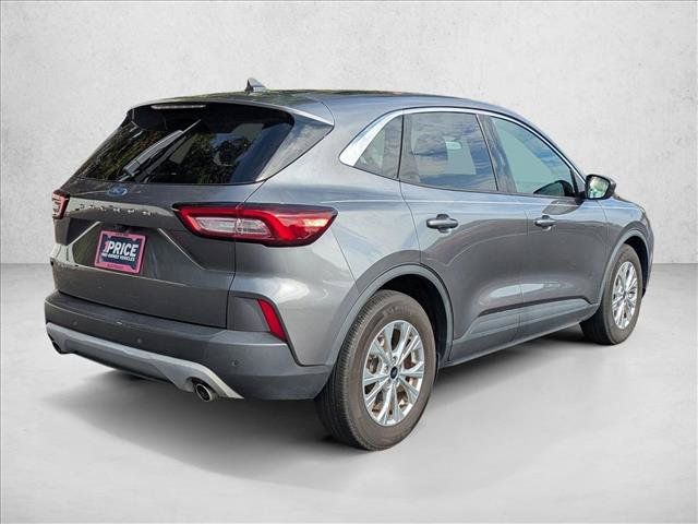 Used 2023 Ford Escape Active w/ Tech Pack #1 FWD image 5