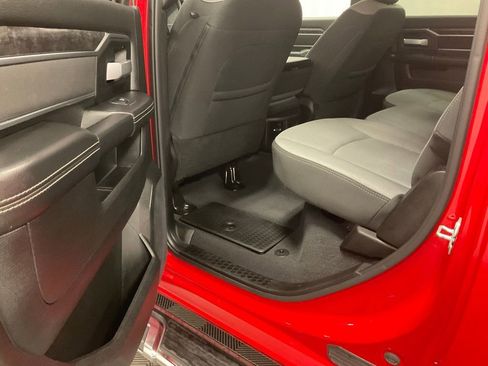 Used 2024 RAM 2500 Big Horn w/ Bed Utility Group image 28