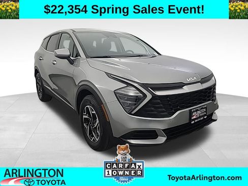 Used 2025 Kia Sportage LX image 1