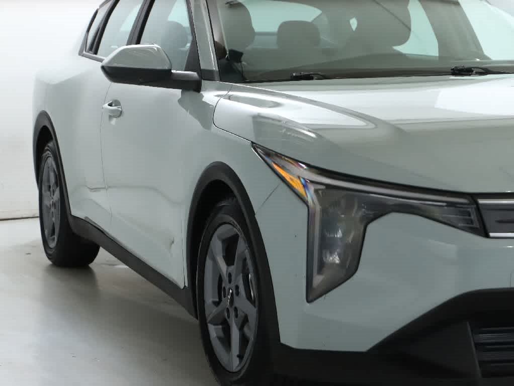Used 2025 Kia K4 FWD image 8