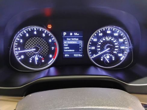 Used 2020 Hyundai Elantra SE w/ Cargo Package (C1) FWD image 19