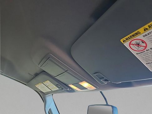 Used 2013 Ford F250 XLT w/ Chrome Pkg image 31