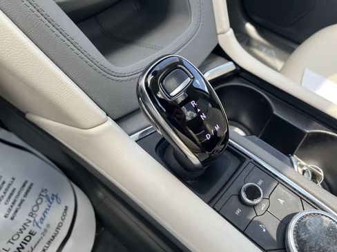 Used 2023 Cadillac XT5 Premium Luxury AWD/4WD image 19