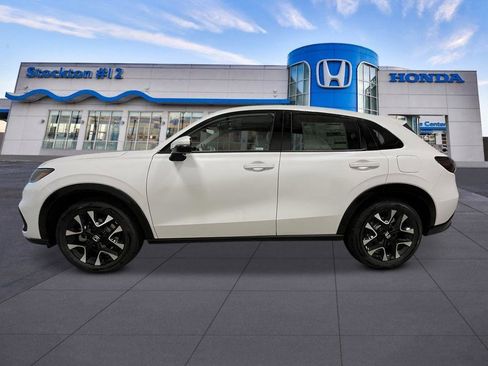 New 2026 Honda HR-V EX-L image 2