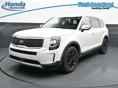 Used 2020 Kia Telluride LX AWD/4WD image 4