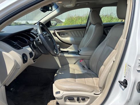 Used 2012 Ford Taurus Limited AWD/4WD image 9