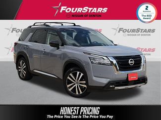 Used 2023 Nissan Pathfinder Platinum w/ Cargo Package FWD video 1