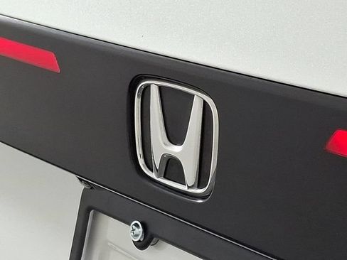 Used 2023 Honda Accord LX image 32