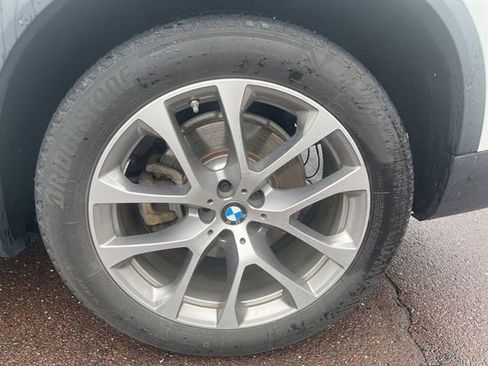 Used 2019 BMW X5 xDrive40i w/ Luxury Seating Package AWD/4WD image 21