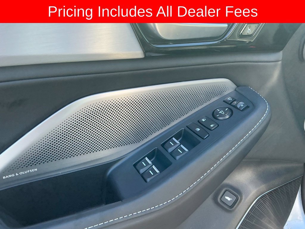 Used 2026 Acura MDX w/ Technology Package FWD image 10