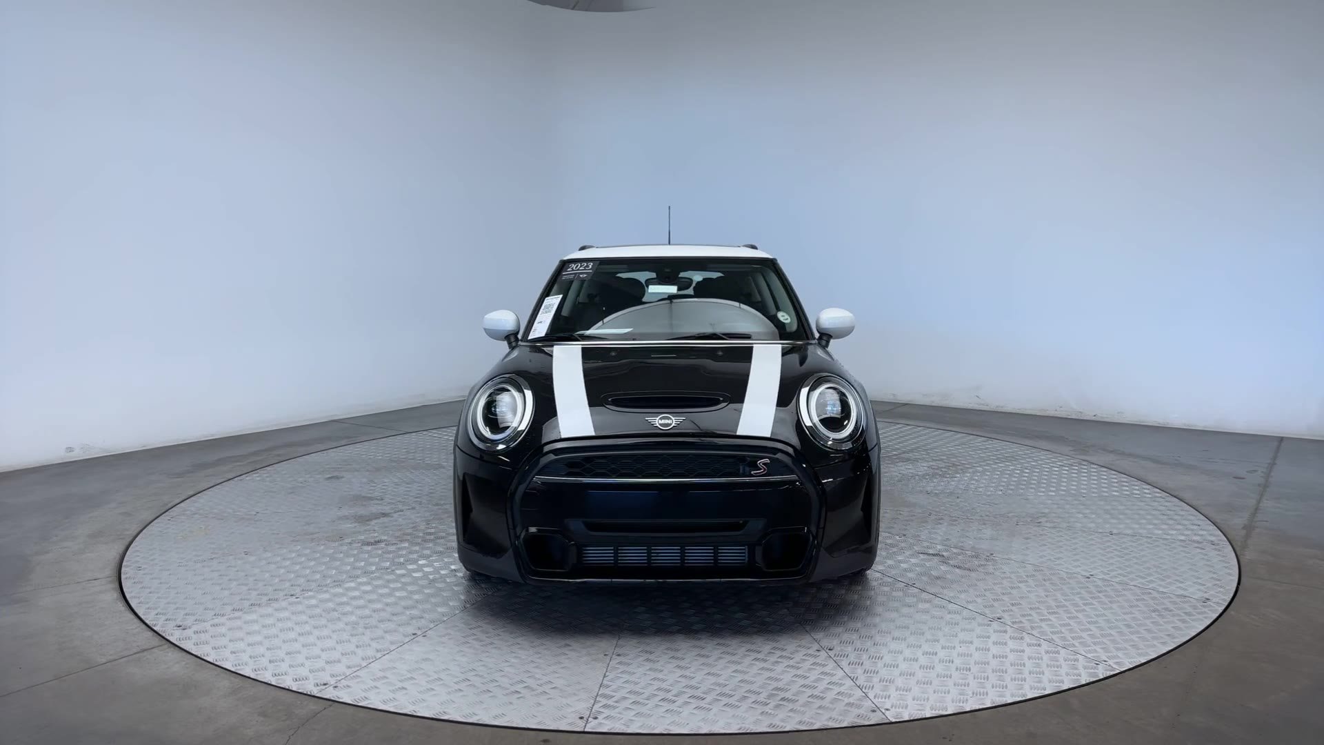 Used 2023 MINI Cooper S FWD image 3