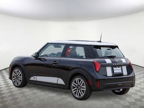 New 2026 MINI Cooper 2-Door Hardtop FWD image 8