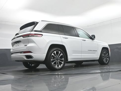 Used 2023 Jeep Grand Cherokee Overland w/ Advanced Protech Group III AWD/4WD image 67