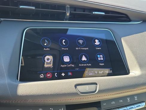 Certified 2023 Cadillac XT4 Sport AWD/4WD image 18