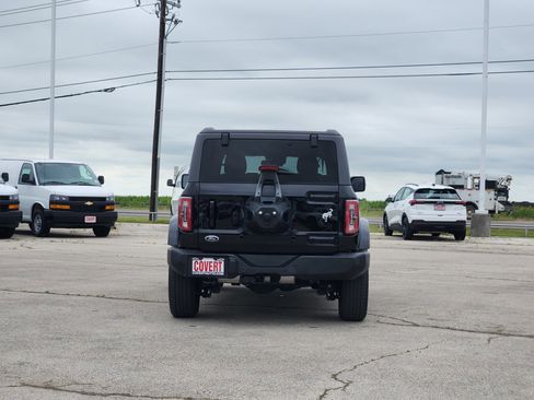 Used 2023 Ford Bronco Outer Banks AWD/4WD image 6