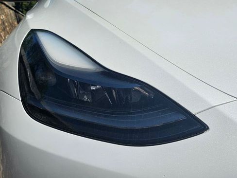 Used 2023 Tesla Model Y Performance AWD/4WD image 25