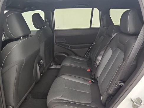 New 2026 Jeep Cherokee Laredo AWD/4WD image 30
