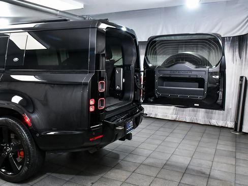 Used 2024 Land Rover Defender 130 X image 58