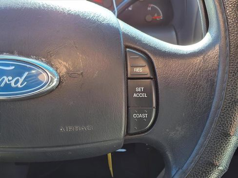 Used 1999 Ford F150 Lariat image 8