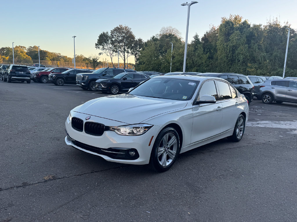 Used 2016 BMW 328i xDrive Sedan AWD/4WD image 7