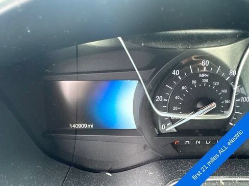 Used 2018 Ford Fusion Energi SE FWD image 9