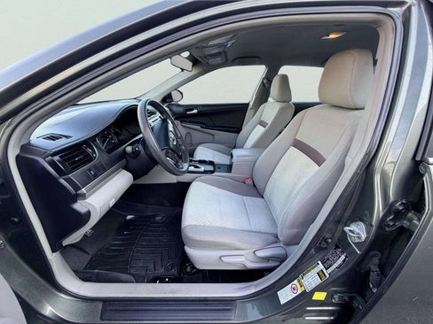 Used 2012 Toyota Camry LE FWD image 15
