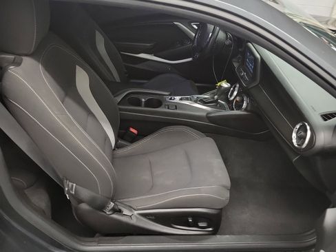 Used 2018 Chevrolet Camaro LT image 17