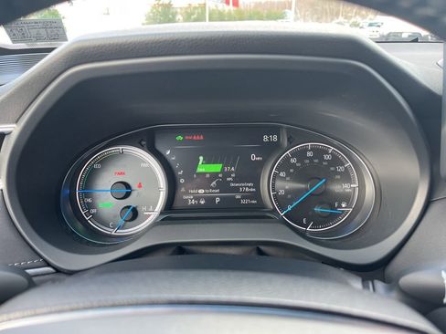 Used 2024 Toyota Venza Nightshade image 18