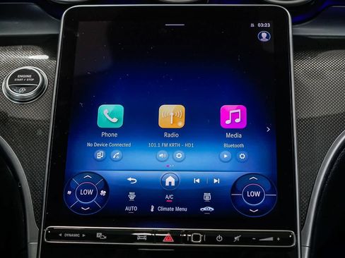 Used 2025 Mercedes-Benz C 300 Sedan image 14