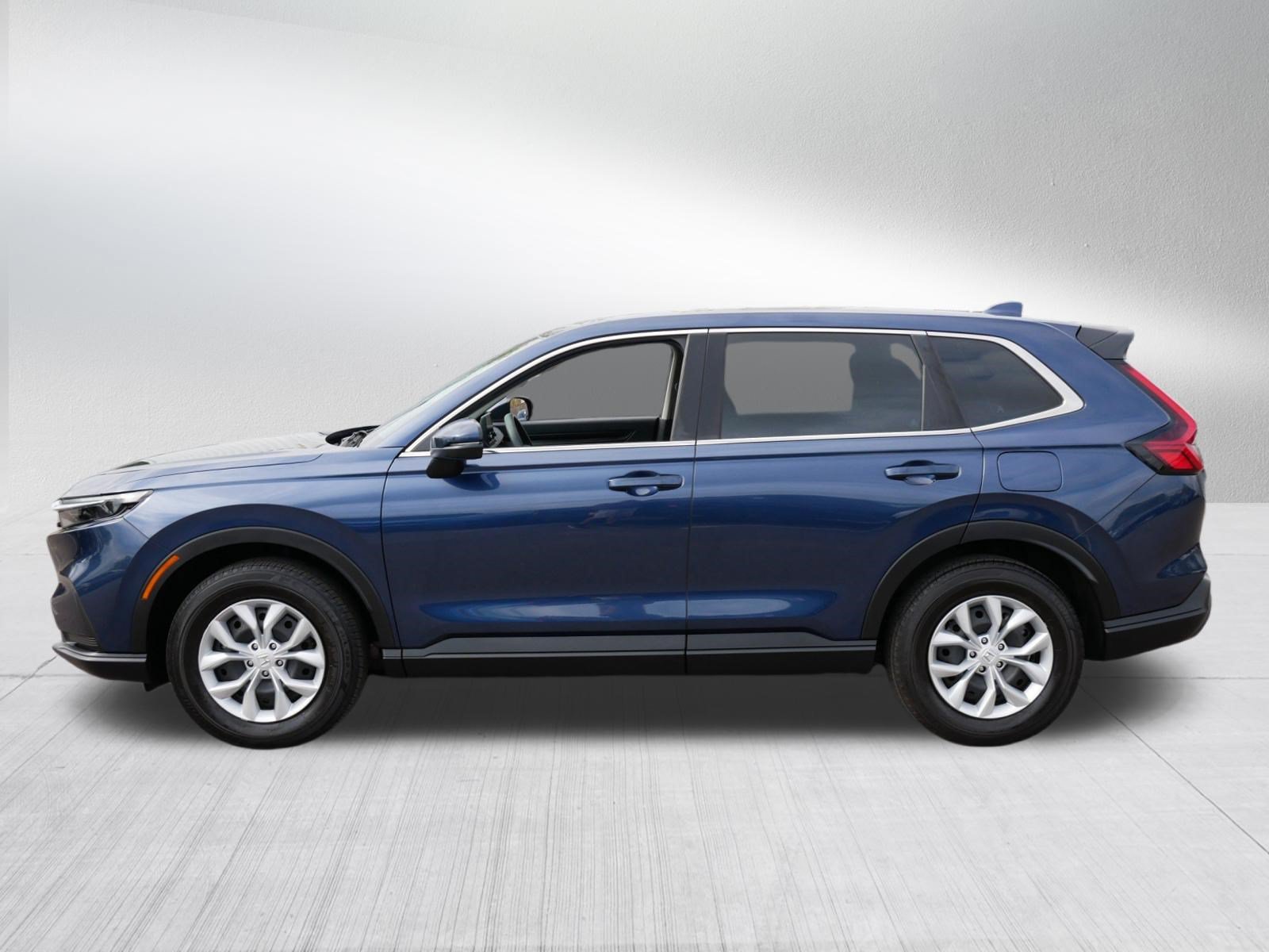 Used 2024 Honda CR-V LX image 4