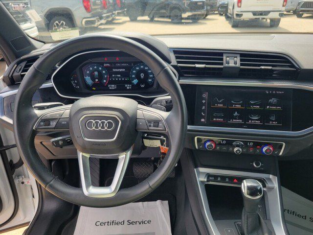 Used 2025 Audi Q3 2.0T Premium AWD/4WD image 16