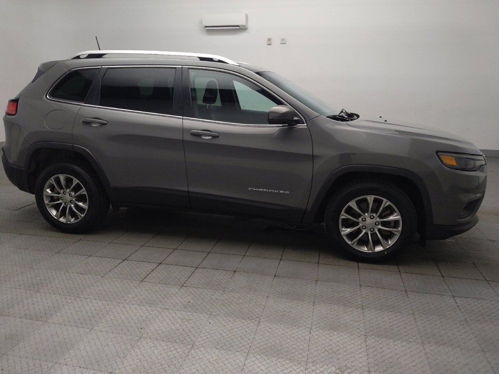 Used 2020 Jeep Cherokee Latitude Plus FWD image 11