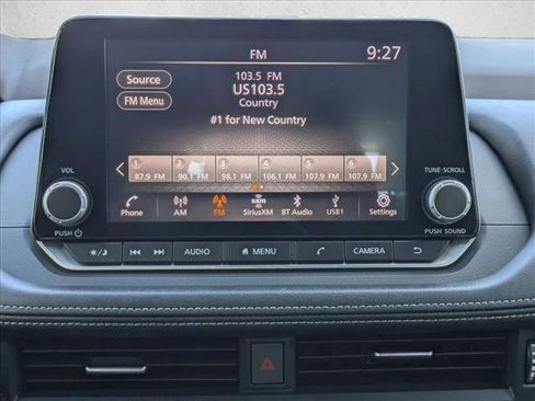 Used 2023 Nissan Rogue SV w/ SV Premium Package image 13