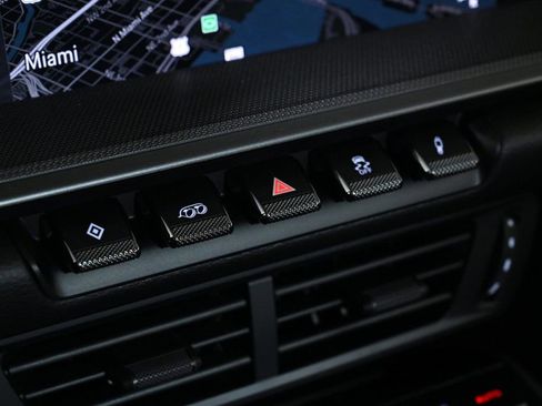 Used 2025 Porsche 911 Carrera w/ Sport Chrono Package image 21