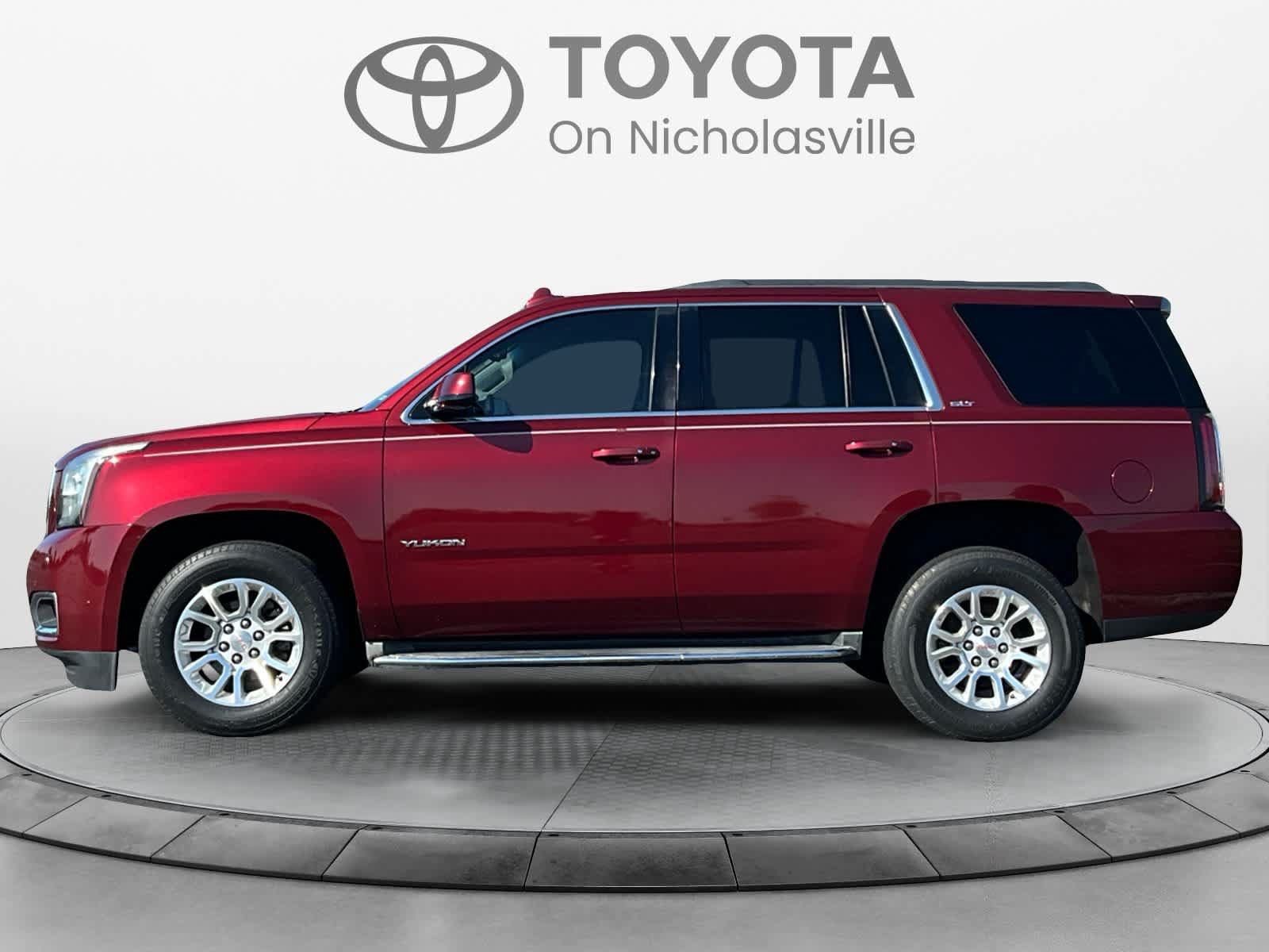 Used 2016 GMC Yukon SLT RWD image 2