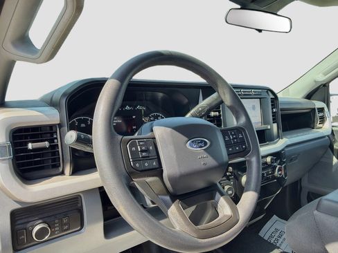 Used 2024 Ford F250 XL w/ XL Driver Assist Package AWD/4WD image 13