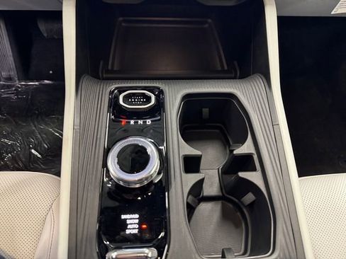 Used 2026 Jeep Cherokee Limited image 14