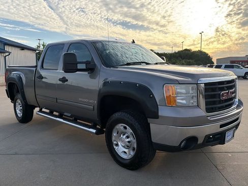 Used 2008 GMC Sierra 2500 SLE w/ SLE2 Preferred Package AWD/4WD image 31
