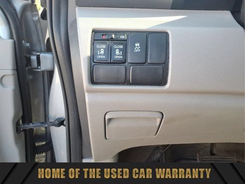 Used 2016 Honda Odyssey SE image 18
