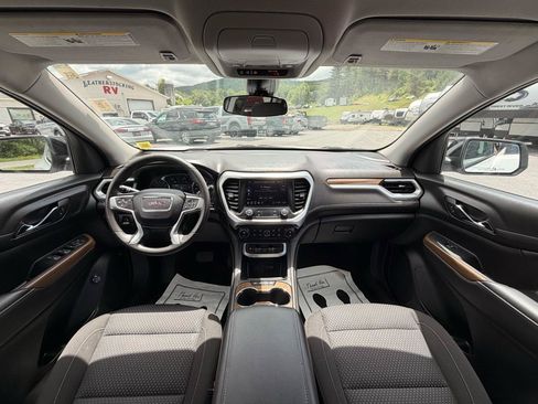 Used 2023 GMC Acadia SLE w/ Driver Convenience Package AWD/4WD image 19