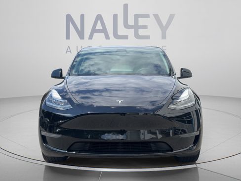 Used 2022 Tesla Model Y Long Range AWD/4WD image 5