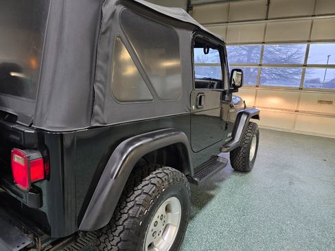 Used 2005 Jeep Wrangler Sport w/ 30" Tire & Wheel Group image 7