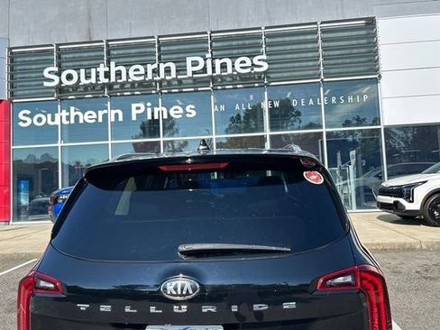Used 2020 Kia Telluride SX w/ Towing Package AWD/4WD image 7