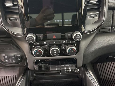 Used 2022 RAM 1500 Laramie image 13