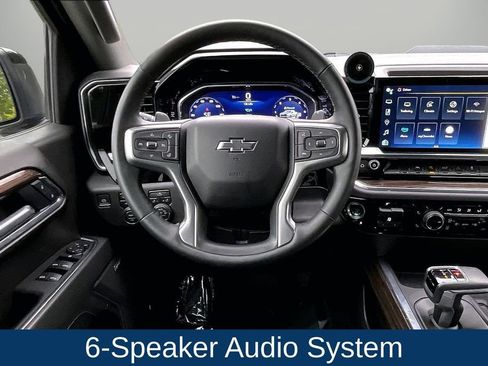 Used 2025 Chevrolet Silverado 1500 LT Trail Boss w/ Convenience Package II AWD/4WD image 12