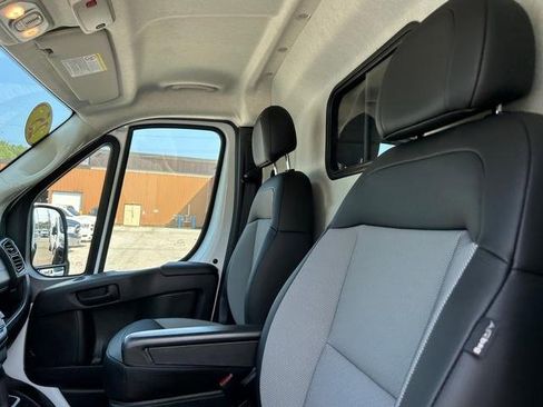 Used 2025 RAM ProMaster 2500 w/ Power Group image 12