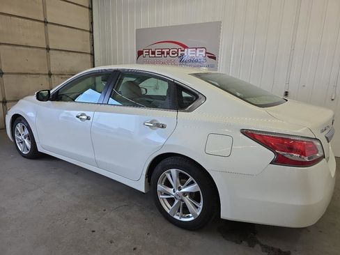 Used 2015 Nissan Altima 2.5 SL w/ Technology Package image 9