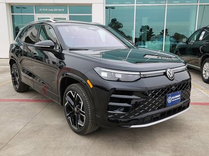 New 2026 Volkswagen Tiguan SEL R-Line