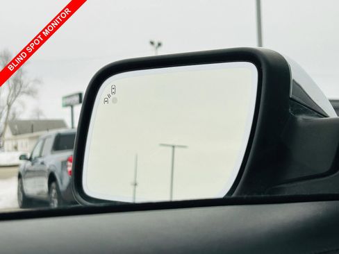 Used 2017 Ford Explorer Platinum image 10