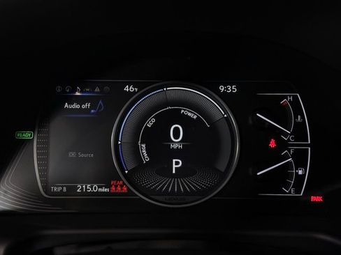 Used 2025 Lexus ES 300h w/ Premium Package image 28